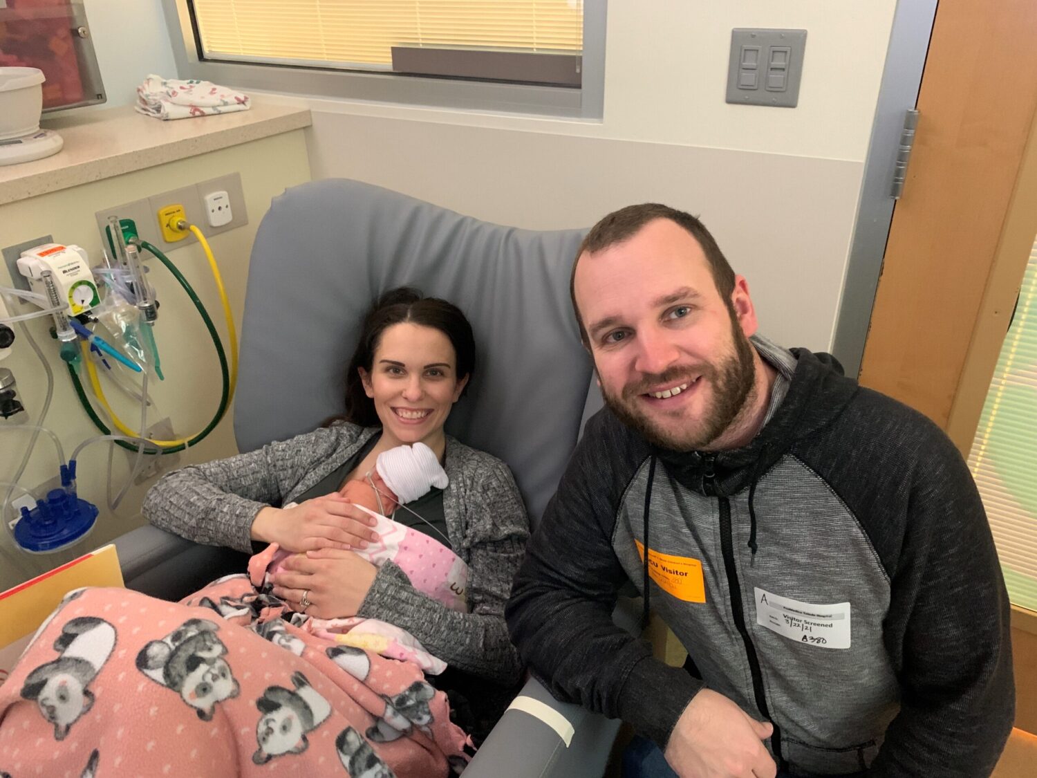 Brainiecki Family with baby Lyla
